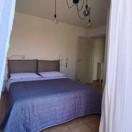דירה Ariammare - Small Penthouse *